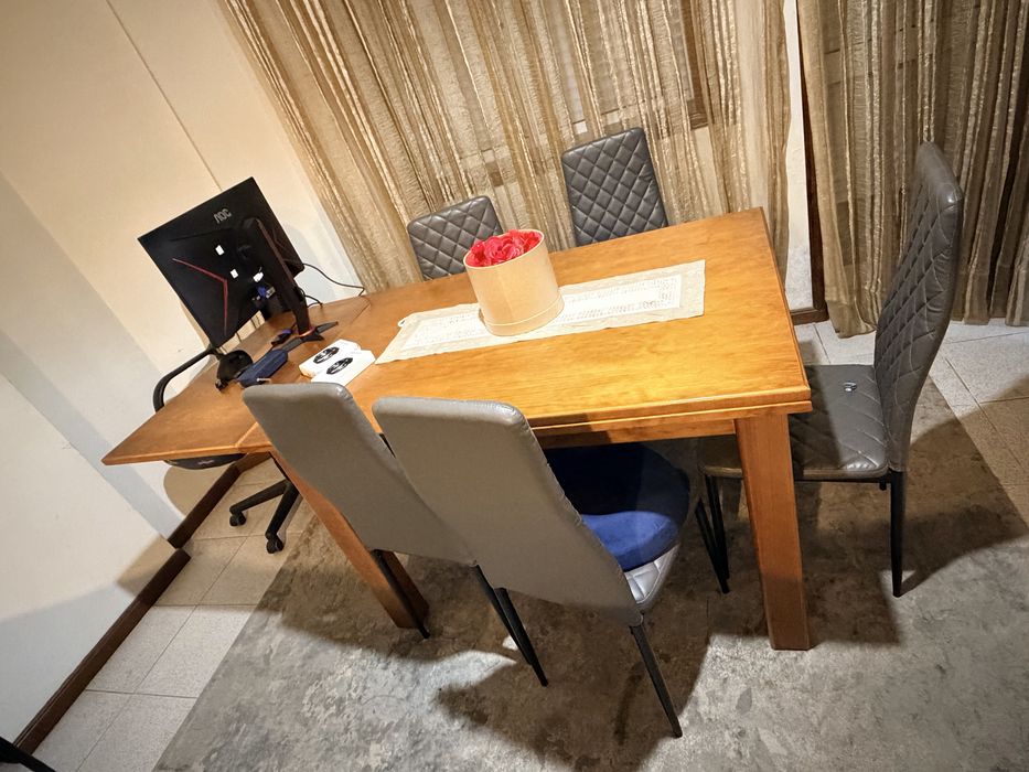 Mesa de sala de jantar extensivel