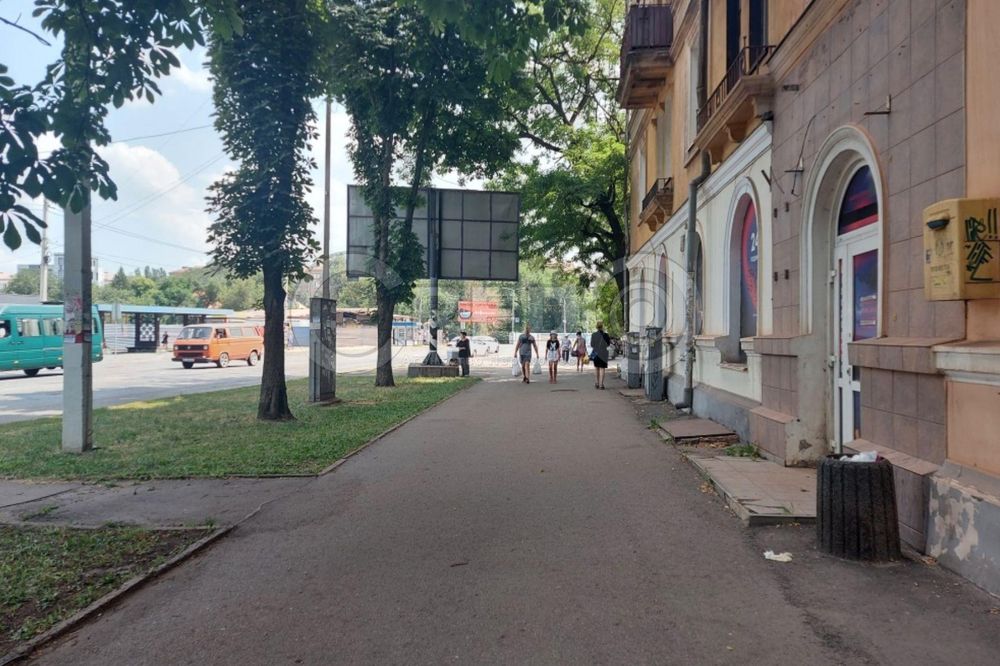 Оренда магазину вул.П.Калнишевського