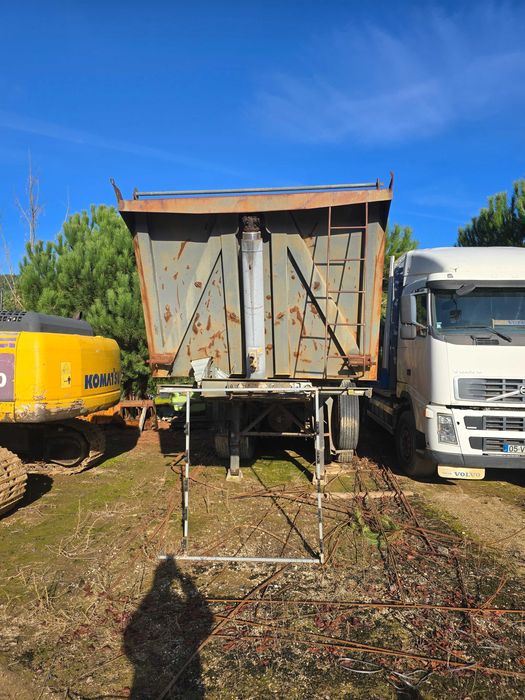 Atrelado Basculante Carsul