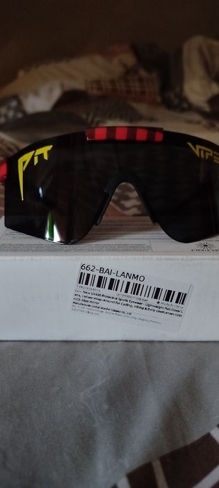 Ultra lekkie okulary przeciwsłoneczne pit Viper