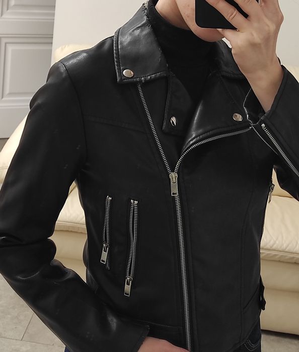 шкіряна куртка шкірянка кожанка жіноча чорна