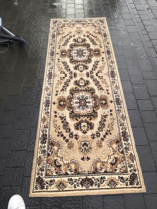 Pranie i czyszczenie tapicerki meblowej oraz dywanow