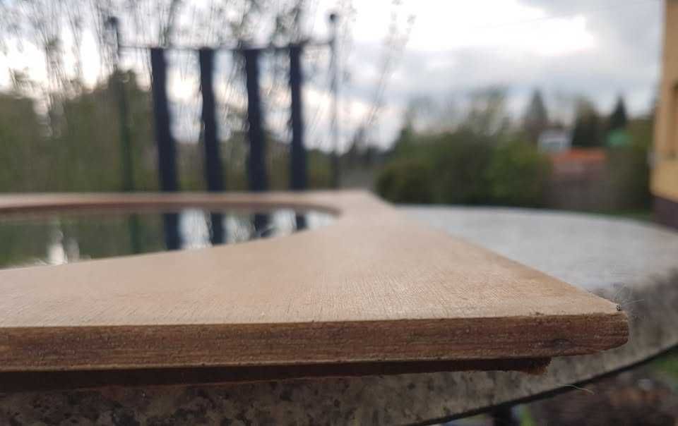 Lustro owalne w fornirowanej ramie