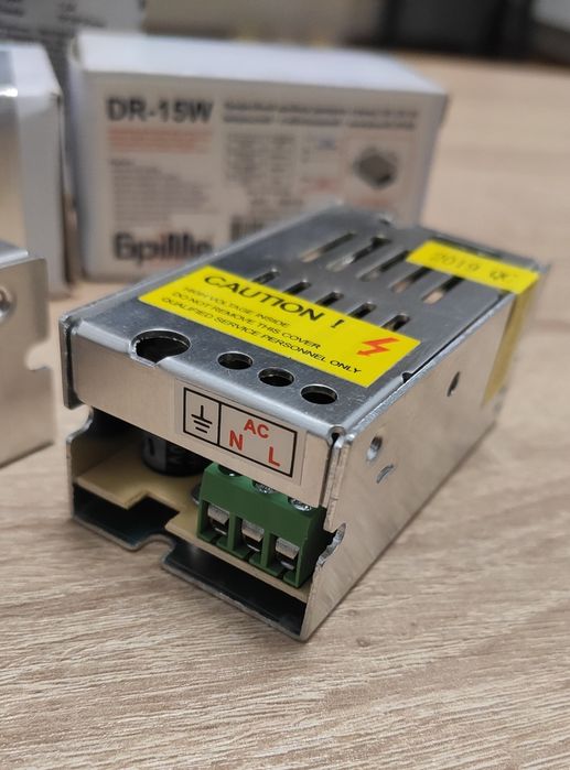 Блок питания Brille DR-15W DC 12V 1.3A