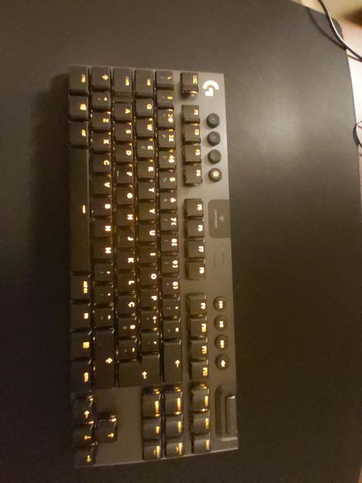 Teclado Logitech G915 TKL