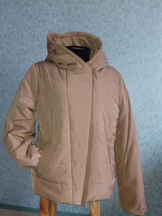 Демісезонна стильна курточка