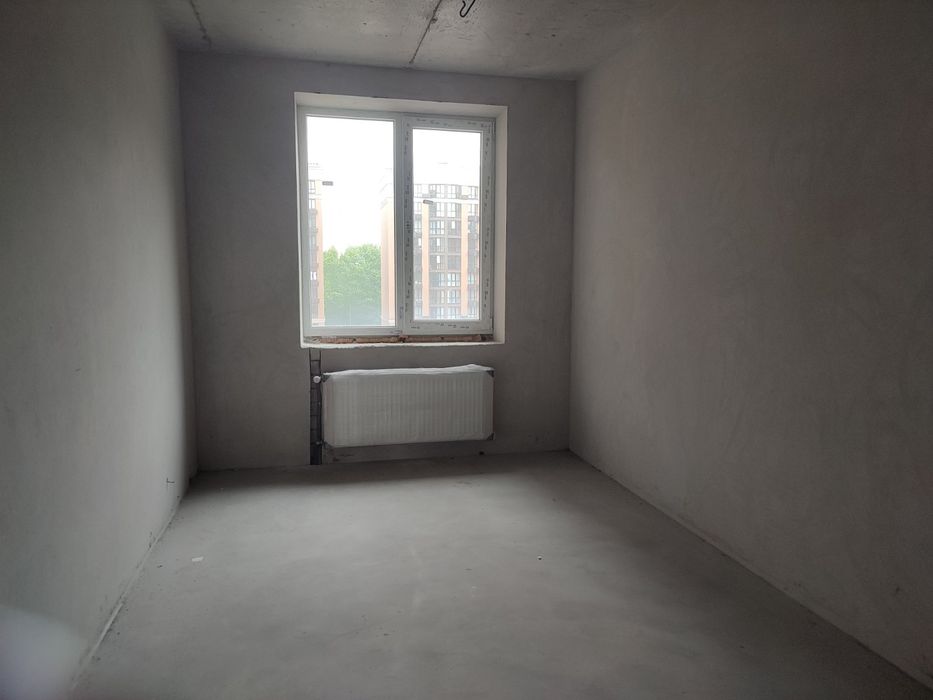 Продаю 3-кімнатну квартиру в Новосілках