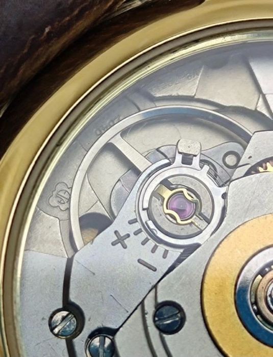 Frédérique Constant- Banhado a Ouro - Clássico Automático