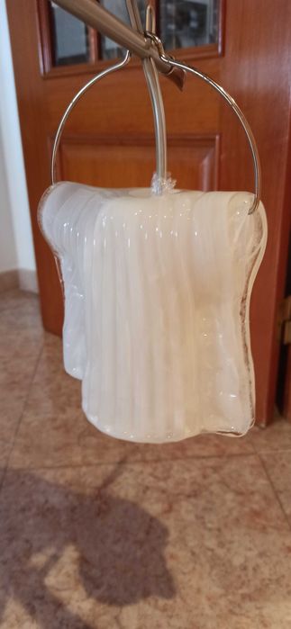 Lamp with 6 light sources423491883175127043