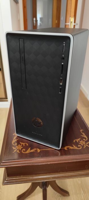 monitor LG + HP Pavilion 590 a0xxx