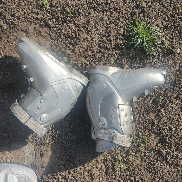 Ботінки лижні Lova 38р.