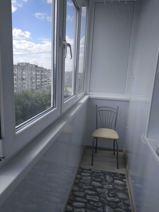 Дніпровський район. Правий берег. 9-та лікарня. Подобово. Погодинно