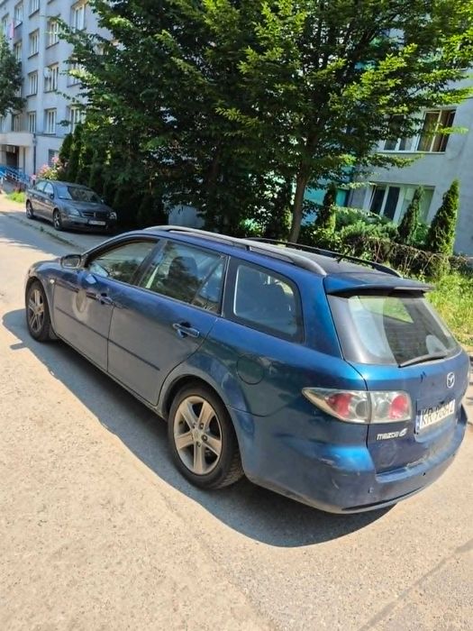 Samochód MAZDA 6