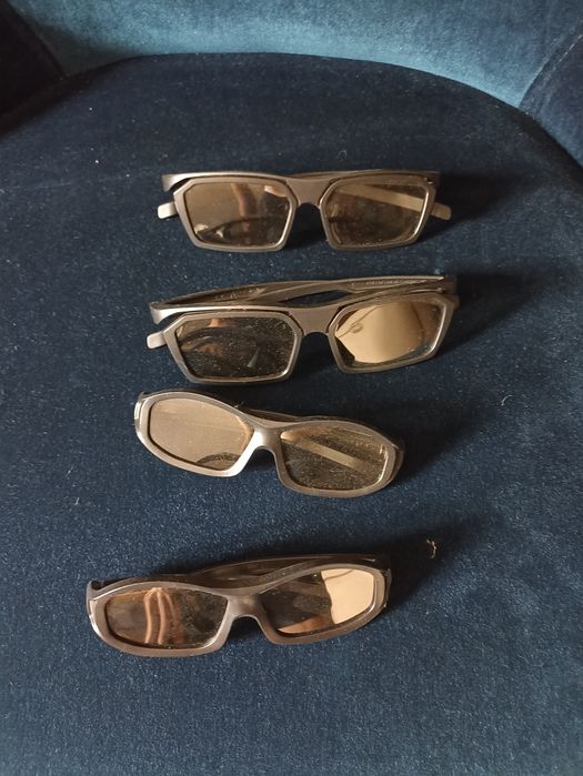 3D Movie Glasses64729890162562120