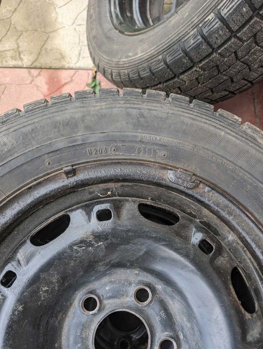 Диски в зборі з резиною 185 65 р14 Зима