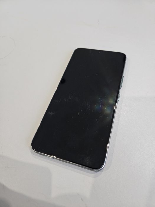 samsung s22 8GB RAM 128GB