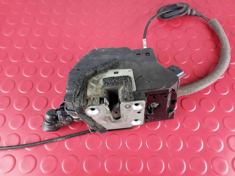 Fechadura / Fecho Porta Frente Esquerdo 805014463R - RENAULT CAPTUR I