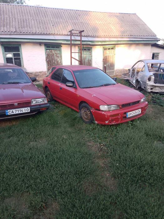 Автомобиль Subaru impreza 1998 г.в. 1.6