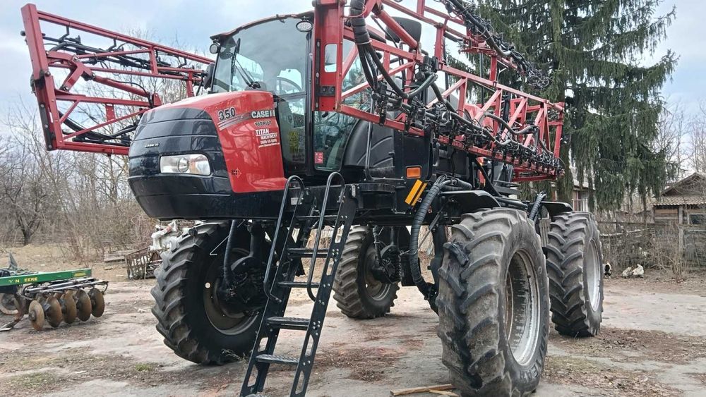 Комбайн NEW HOLLAND CSX7080