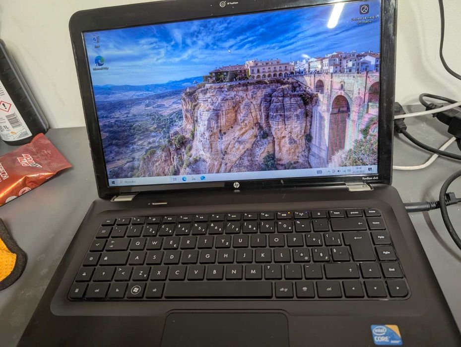 HP Pavilion DV6 i5 / Radeon / 4GB RAM / Win 10 – , świetna bateria