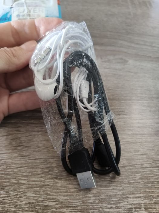 MP3 player, TF 64