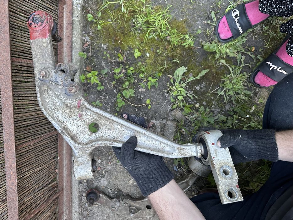 Ричаги до ніссан нісан nissan nisan