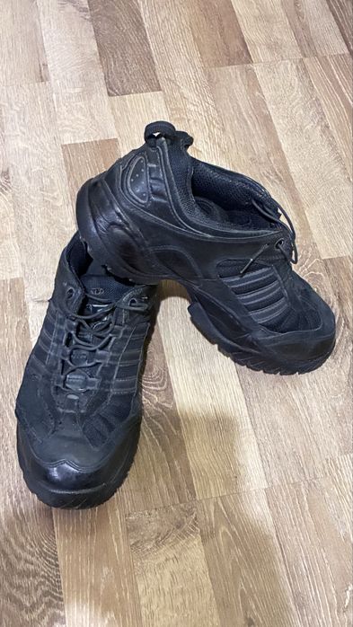 Зимові кросівки Adidas