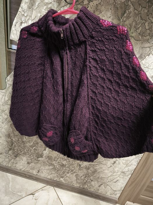 Пончо ручной вязки