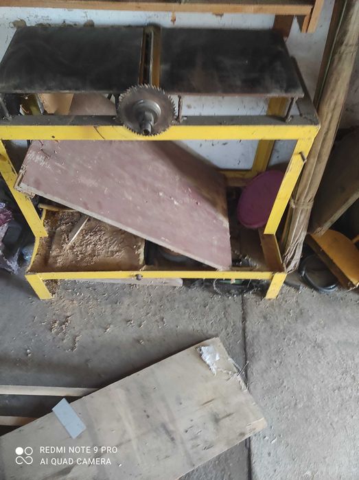 Деревообрабатывающий станок