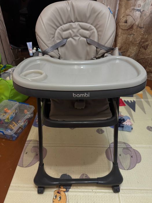 Продам Стільчик для годування Bambi M 3233L