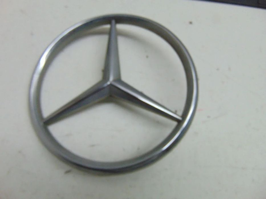 Mercedes 309/508/608 símbolo " usado em bom estado