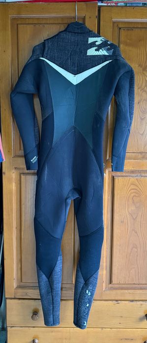 Fato Billabong - tamanho S