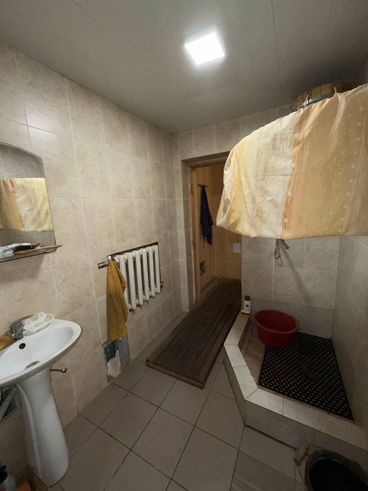 Продам склад ангар з доп приміщеннями