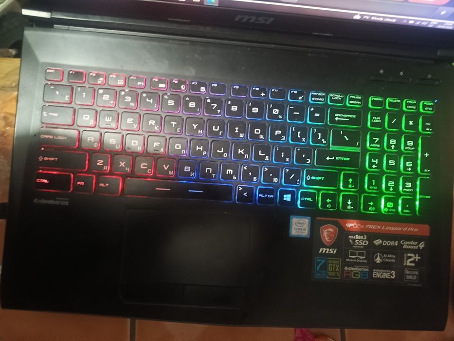 Продам ігровий ноутбук MSI GP 62M 7REX Leopard Pro