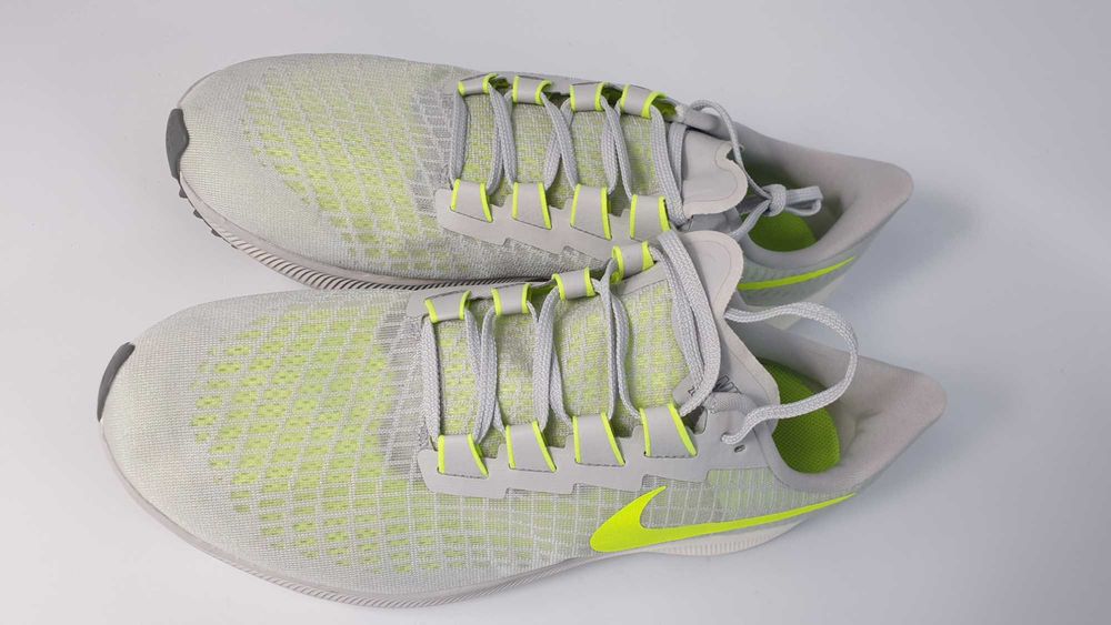 Buty męskie do biegania Nike Air Zoom Pegasus 37 BQ9646-003 r. 47,5