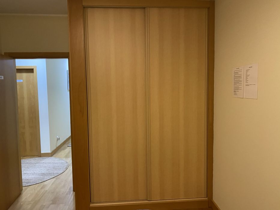 Quarto para arrendamento com despesas incluídas em T4