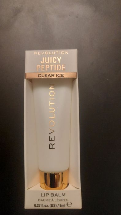 Nowy balsam do ust  Rewolution Juicy Peptide