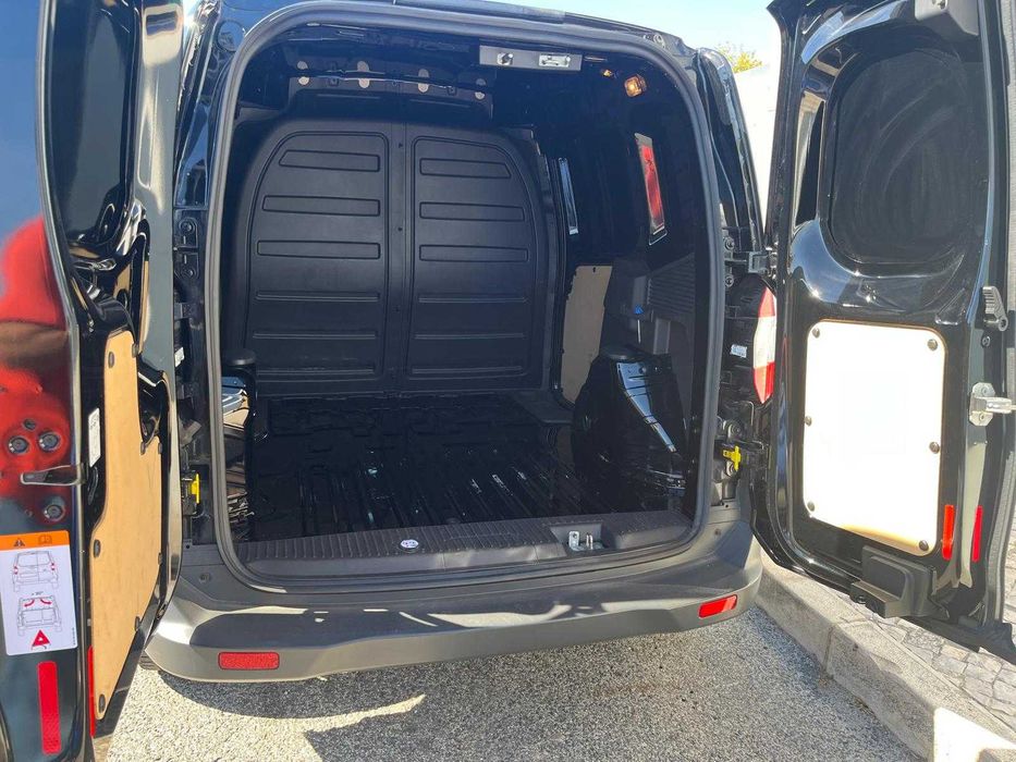 Ford Transit Courrier 1.5d AC