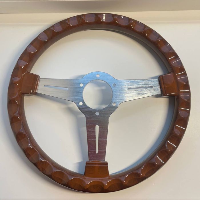 Продам новый руль  Nardi 14 дюймов 350 мм черный глянец и из красного