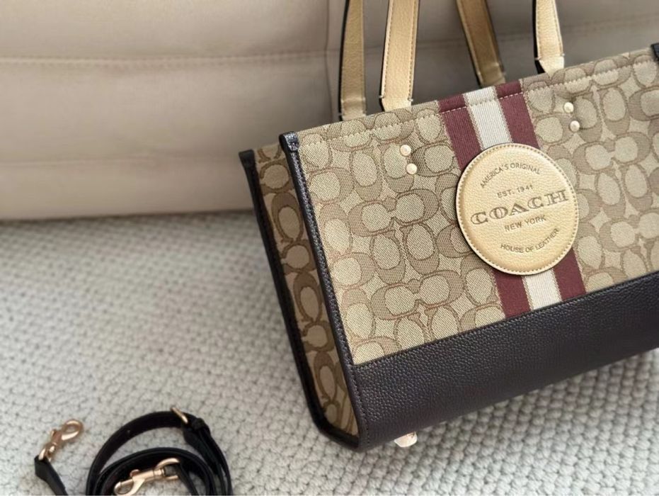 Жіноча сумка  coach dempsey коач сумочка женская сумка коач купить