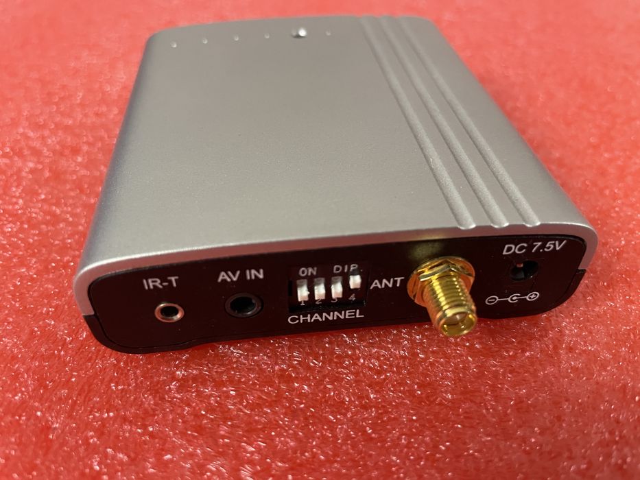 Transmissor e receptor video e audio