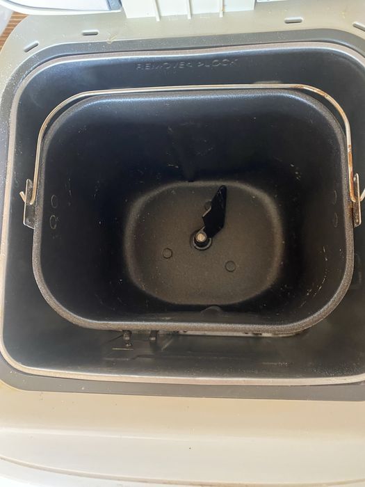 Хлібопічка Mirta BM 216