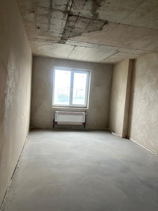Продам 2-х кімнатну квартиру 92m2