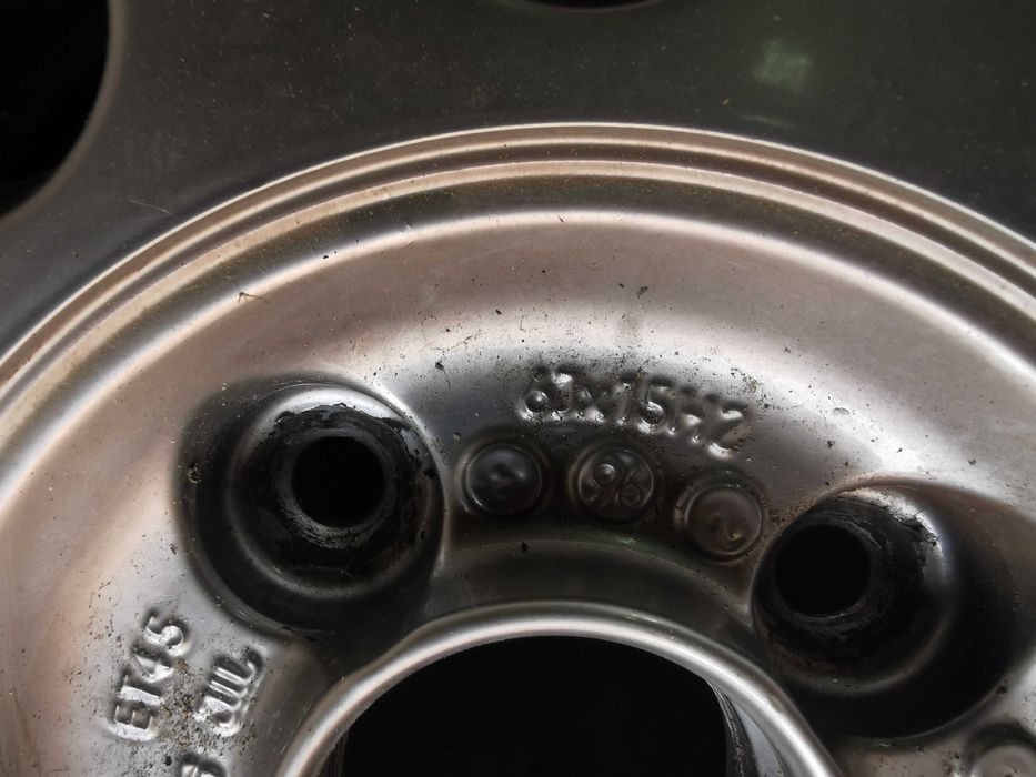 Felga aluminiowa 6Jx15 VW Golf 4x100 ET45