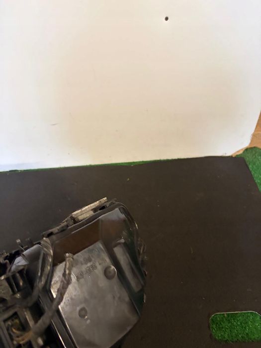 lampa prawa reflertor prawy bmw e60 e61 bi xenon nie skrętny demonta