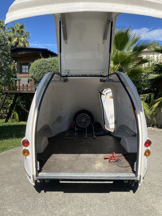 Reboque (Casca De Noz)