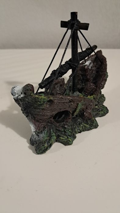 Декорація в акваріум..