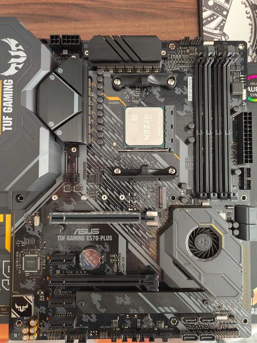 AMD Ryzen 5800X3D + ASUS TUF X570-Plus + TF DDR4 32G + Lian Li O11D XL