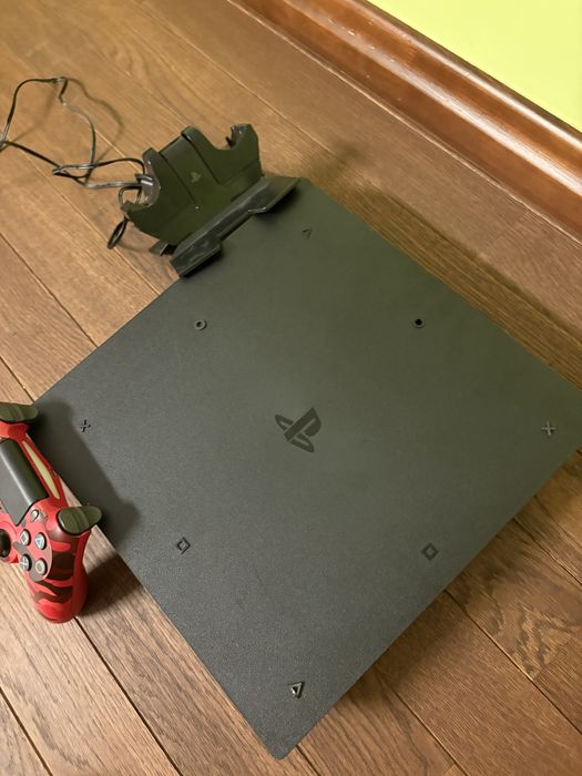 Konsola PS 4 PRO !!!