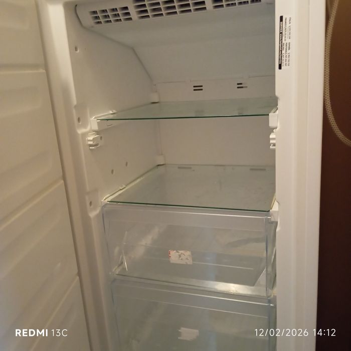 Arca vertical INDESIT